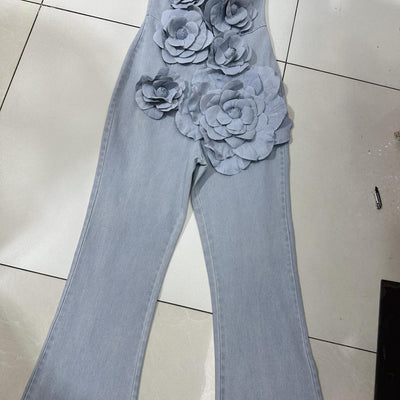 Jumpsuit Escotado con Flores 3D y Efecto Desgastado - Image 7