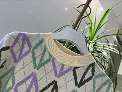 Suéter Geométrico de Diamantes Coloridos para Mujer - Image 14