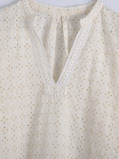 Conjunto Elegante de Blusa y Shorts con Bordado Calado - Image 16