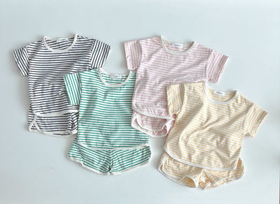 Pijama Infantil de Rayas Transpirable - Shorts y Camiseta de Manga Corta - Image 3