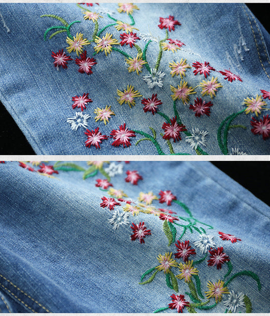 Jeans Bordados Talla Grande Azul Claro Holgados para Mujer - Image 12