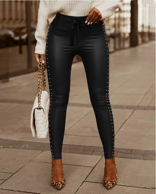 Pantalones de Cuero Ajustados con Cinturón de Talle - Image 8