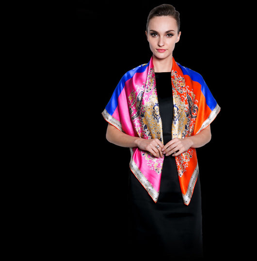 Pañuelo de Seda Estampado para Mujer - Diseño Minimalista - Image 2