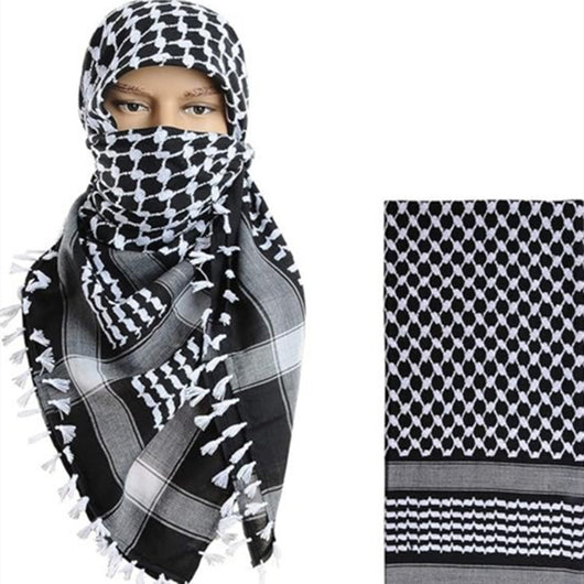 Pañuelo Cuadrado Saudí con Borlas