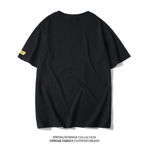 Playera Unisex de Manga Corta con Diseño Satírico