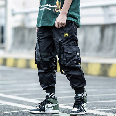 Pantalones con Múltiples Bolsillos