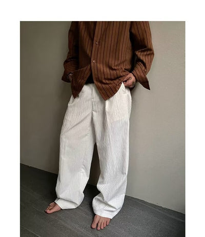Pantalones Anchos Plisados con Textura para Hombre - Image 9