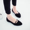 Bailarinas Puntiagudas con Detalle Perla - Zapatos Slip-on de Ante
