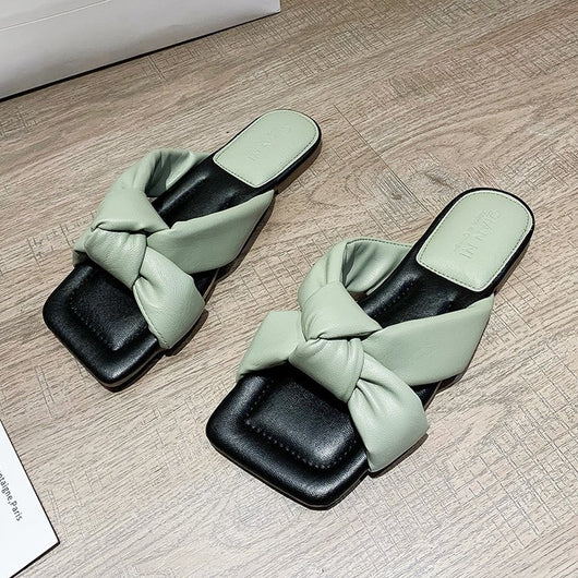 Pantuflas Retorcidas de Moda - Image 14