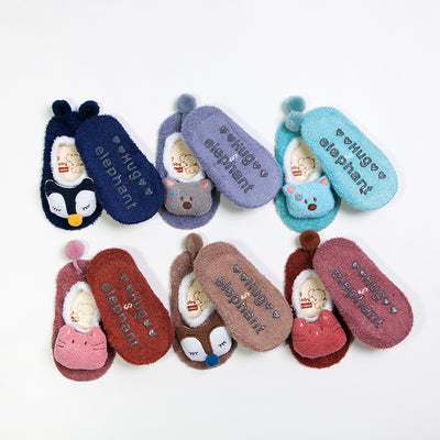 Calcetines Antideslizantes para Bebé Primavera-Otoño con Diseño de Plumas - Image 3