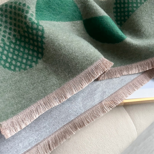 Bufanda Chaleco de Cachemira Cálida con Tejido Jacquard y Borlas - Image 26