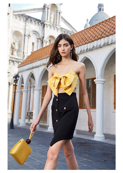 Top Halter Amarillo con Lazo y Detalle de Hombro - Image 12