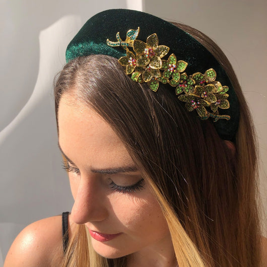 Banda Elástica para Cabello Terciopelo Oro con Diamantes - Image 10