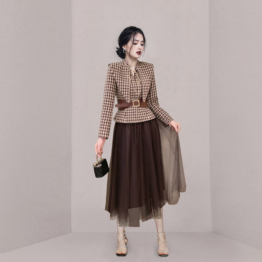 Conjunto Elegante Chaqueta Cuadros y Falda Malla - Estilo Ejecutivo - Image 4