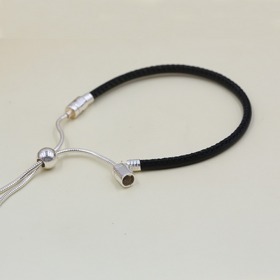 Pulsera de Cadena en Cuero Negro - Image 5