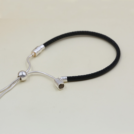 Pulsera de Cadena en Cuero Negro - Image 5