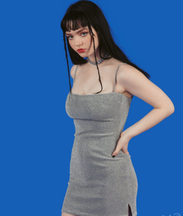 Vestido Falda Plateada Brillante Ajustado