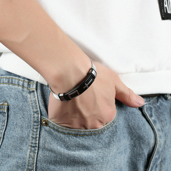 Pulsera de Malla de Acero de Titanio con Cruz Dorada para Hombre