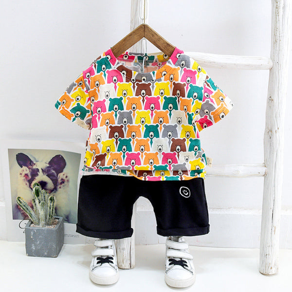 Ropa Infantil con Patrón de Ositos Adorables