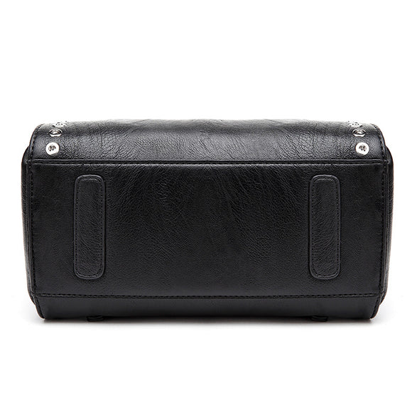 Bolso de Hombro Coreano para Mujer con Remaches - Diseño Moderno y Versátil