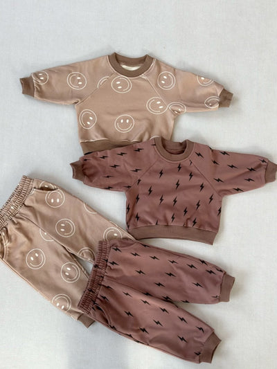 Conjunto de Sudadera Infantil Estilo Nórdico con Estampado - Image 11