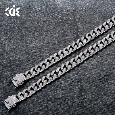 Pulsera Cubana para Hombre | Joyería Estilo Hip Hop de Acero - Image 3