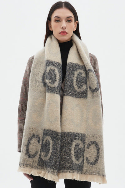 Bufanda Jacquard Unisex con Letras - Estilo Moderno para Él y Ella - Image 30