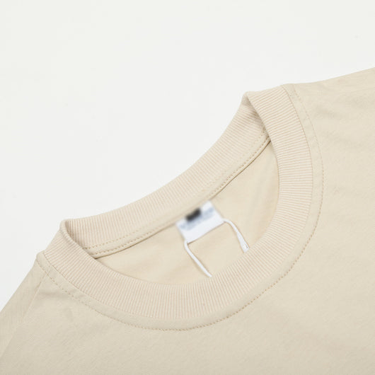 Playera Casual con Bordado de Letras Creativas - Image 3