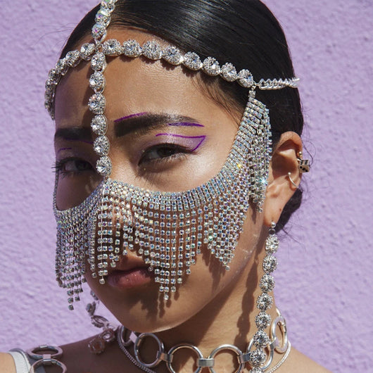 Máscara Facial Decorativa con Borlas y Diamantes - Accesorio de Fiesta Versátil - Image 6