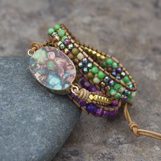 Pulsera Bohemia Multicapa Tejida en Turquesa - Colgante Artesanal de 3 Capas - Image 2