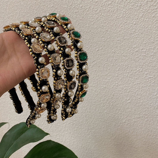 Diadema de Perlas Barrocas con Diamantes y Bordes Finos - Elegancia de Alta Gama - Image 3