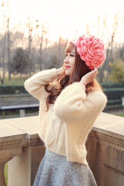 Gorro de Lana Tejido a Mano con Perlas para Mujer - Image 6