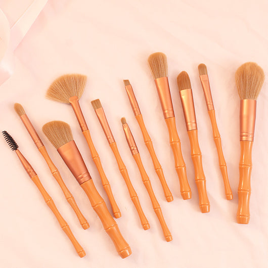 Set de 11 Brochas de Maquillaje con Mango de Bambú y Cerdas Suaves - Image 8