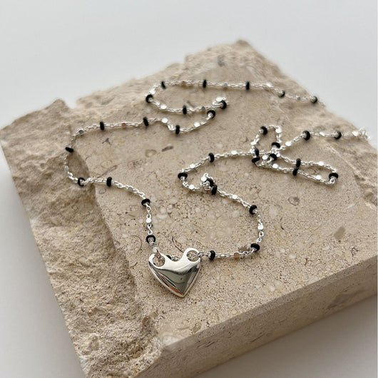 Collar de Plata 925 con Dije de Corazón y Cruz en Esmalte Negro