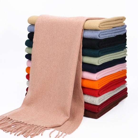 Bufanda Gruesa Unisex de Color Sólido - Chal Versátil para Otoño e Invierno
