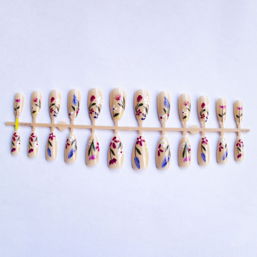 Uñas Postizas Floreadas Removibles Forma Almendra - Image 6