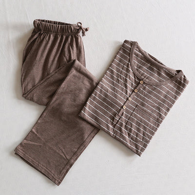Pijamas a Juego para Parejas con Rayas Tejidas - Image 7