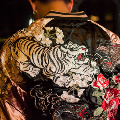 Chaqueta Bordada Elegante - Image 5