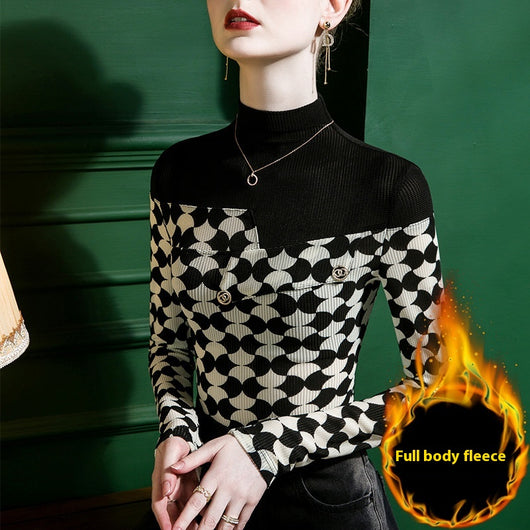 Blusa Estampada Cuello Alto con Costuras Decorativas - Image 7