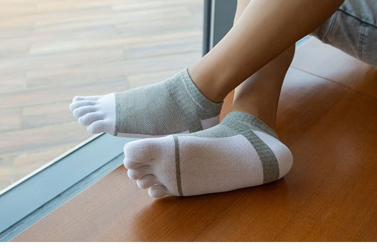 Calcetines Deportivos de Algodón Puro con Malla y Dedos Separados - Image 15