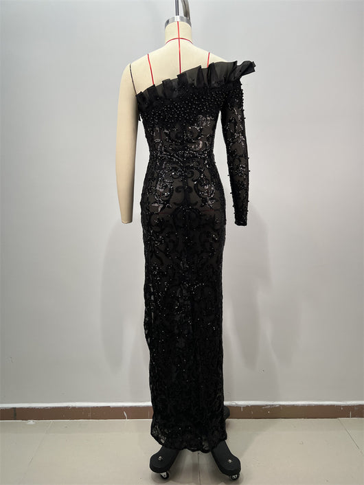Vestido Negro con Lentejuelas y Hombro Descubierto - Diseño Elegante con Abertura - Image 10