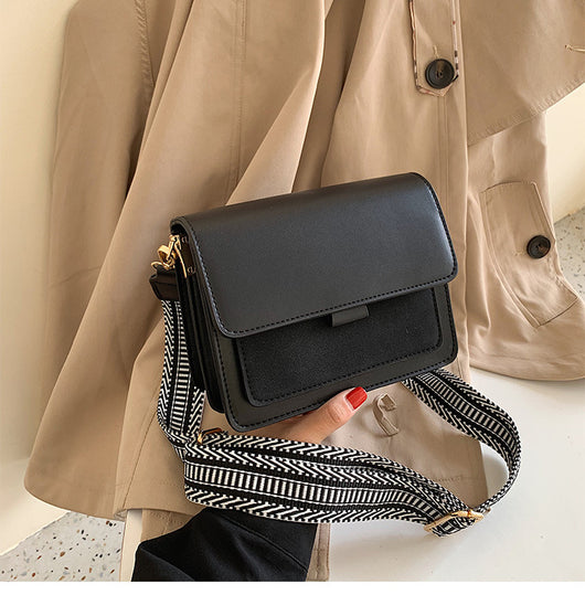 Bolso Mensajero Ancho para Mujer - Image 4