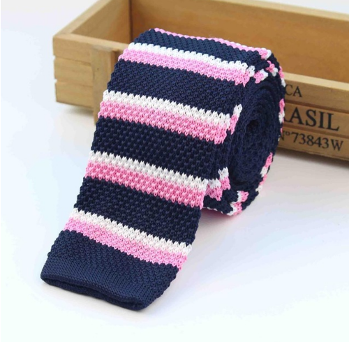 Corbata Tejida Delgada a Rayas para Hombre - Diseño Moderno y Sofisticado - Image 8