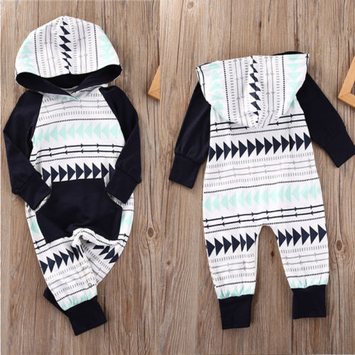 Pijama con Capucha y Arnés Triangular para Recién Nacido
