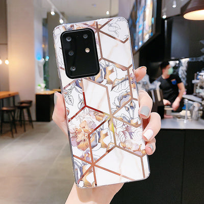 Funda Celular Floral Retro con Acabado Electroplateado Geométrico - Image 14
