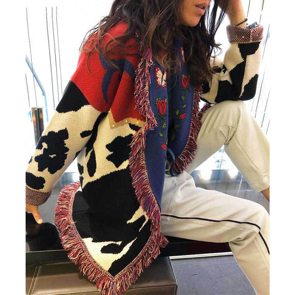 Cardigan Rojo Mariposa con Bordado Pesado y Borlas