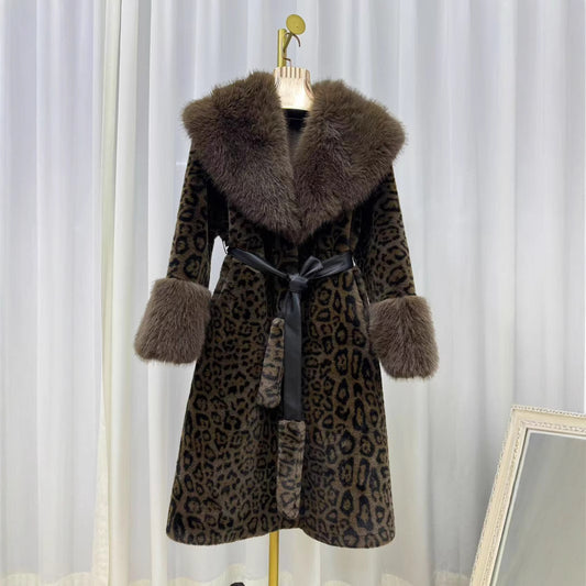 Abrigo Suelto de Terciopelo Dorado con Estampado de Leopardo - Image 2