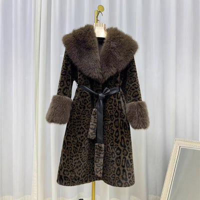 Abrigo Suelto de Terciopelo Dorado con Estampado de Leopardo - Image 2