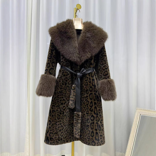 Abrigo Suelto de Terciopelo Dorado con Estampado de Leopardo - Image 2