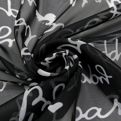 Pañuelo de Seda Chifón con Estampado de Letras para Mujer - Image 4